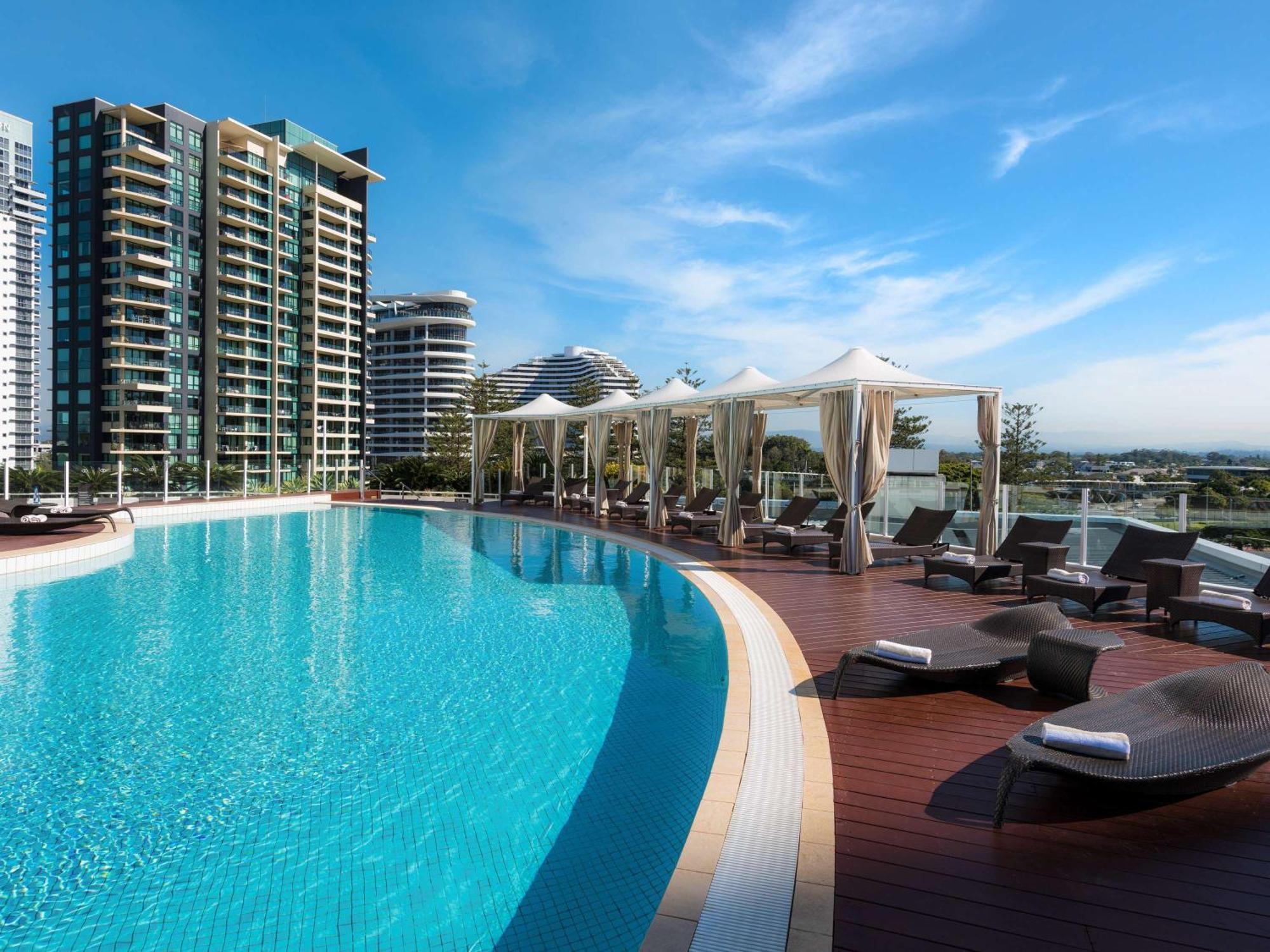 Sofitel Gold Coast Broadbeach Экстерьер фото Skyline Residences