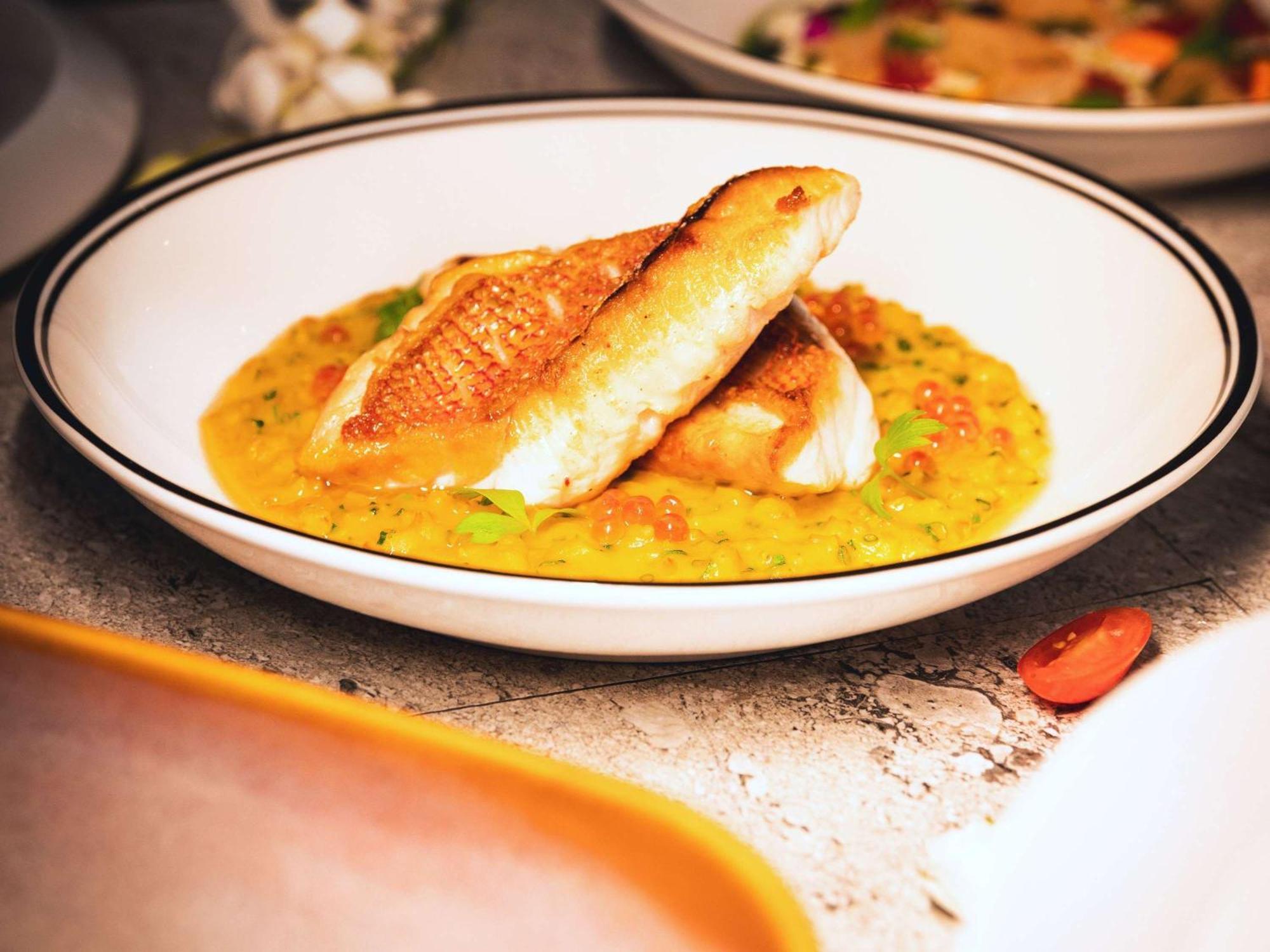 Sofitel Gold Coast Broadbeach Экстерьер фото A plate of halwa puri